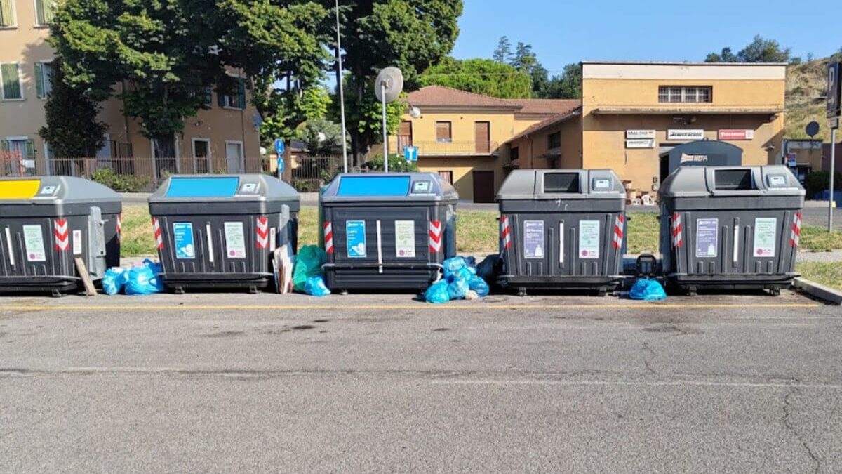 Forza Italia “Gli abbandoni selvaggi? Proteste a tessere e calotte piccole”